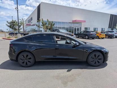tesla model 3 2025 5YJ3E1EA2SF067001 image tesla model 3 2025 5YJ3E1EA2SF067001 image